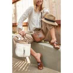 Kyla Shoulderbag -Jewelry Store kyla shoulderbag white 3 267a2e5a 93c6 4b7c ad28 9b86a0f3fce3